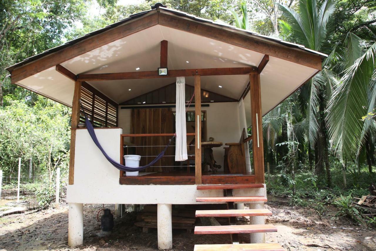 Green Corner Cahuita Exteriör bild